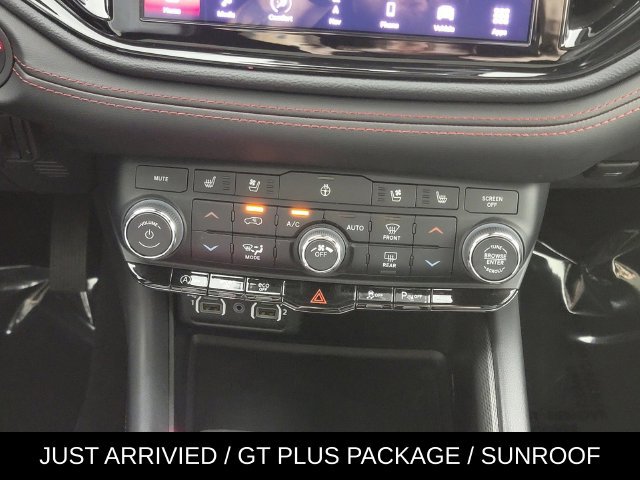 Used 2024 Dodge Durango GT AWD/4WD image 23
