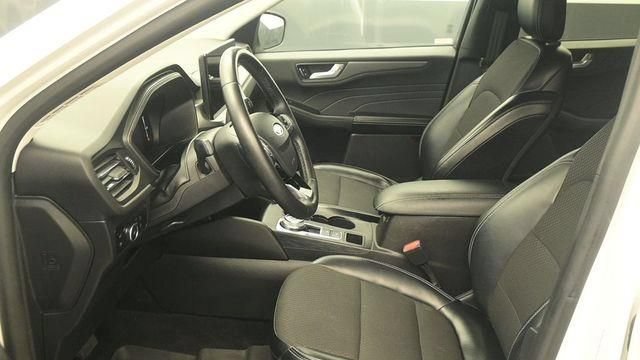 Certified 2024 Ford Escape SE FWD image 14