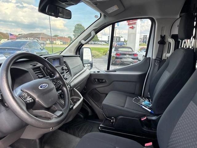 Certified 2025 Ford Transit 250 Low Roof w/ Exterior Upgrade Package RWD image 18