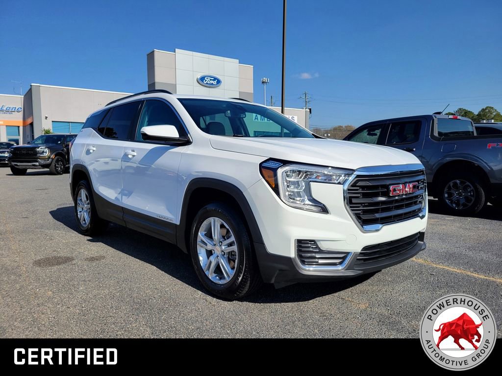 Used 2023 GMC Terrain SLE w/ Driver Convenience Package image 8