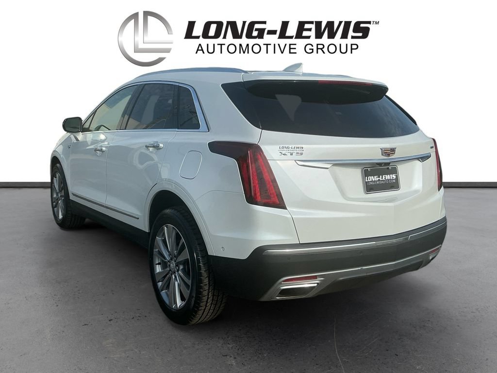 Used 2023 Cadillac XT5 Premium Luxury w/ Technology Package FWD image 4