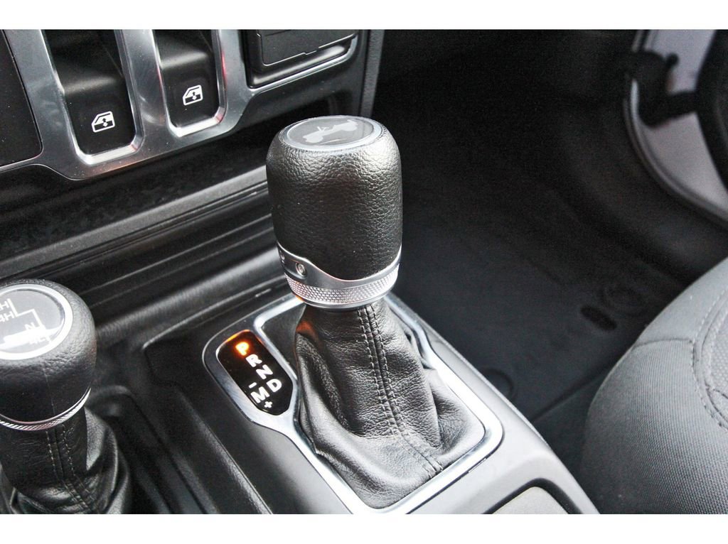 Used 2022 Jeep Wrangler Willys image 24