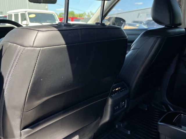 Used 2023 Nissan Pathfinder Platinum AWD/4WD image 26