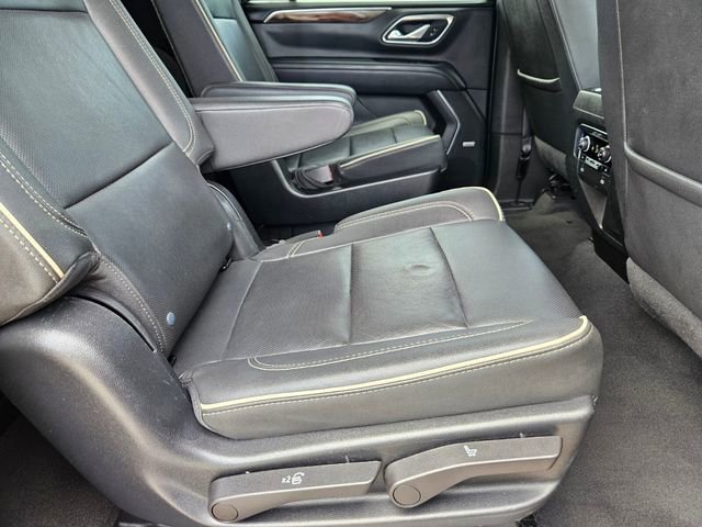 Used 2023 Chevrolet Suburban Premier RWD image 21