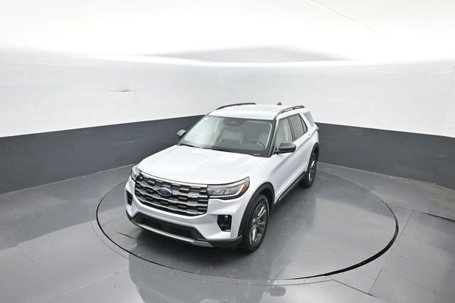 Certified 2025 Ford Explorer Active w/ Active Comfort Package AWD/4WD image 26