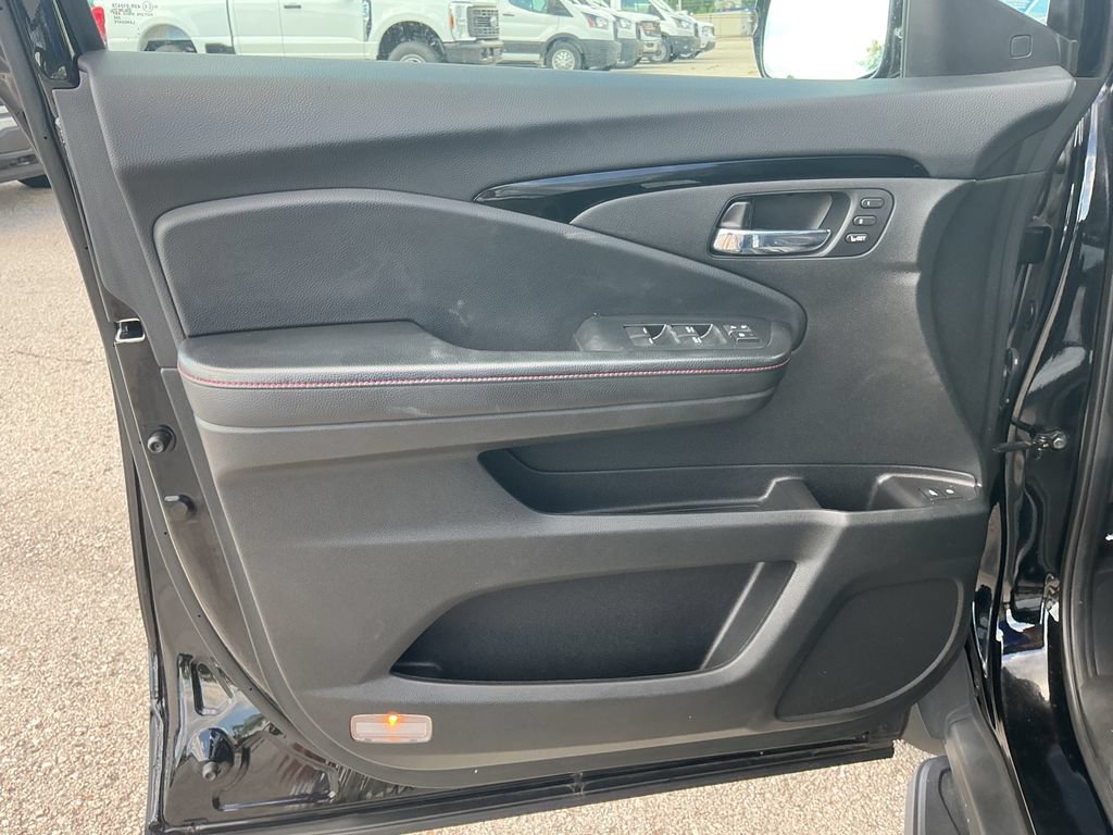 Used 2021 Honda Pilot Elite image 18