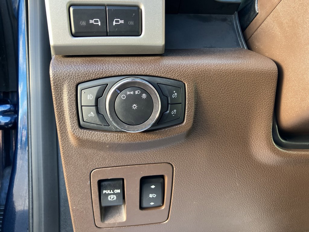 Certified 2019 Ford F150 King Ranch w/ Equipment Group 601A Luxury image 16