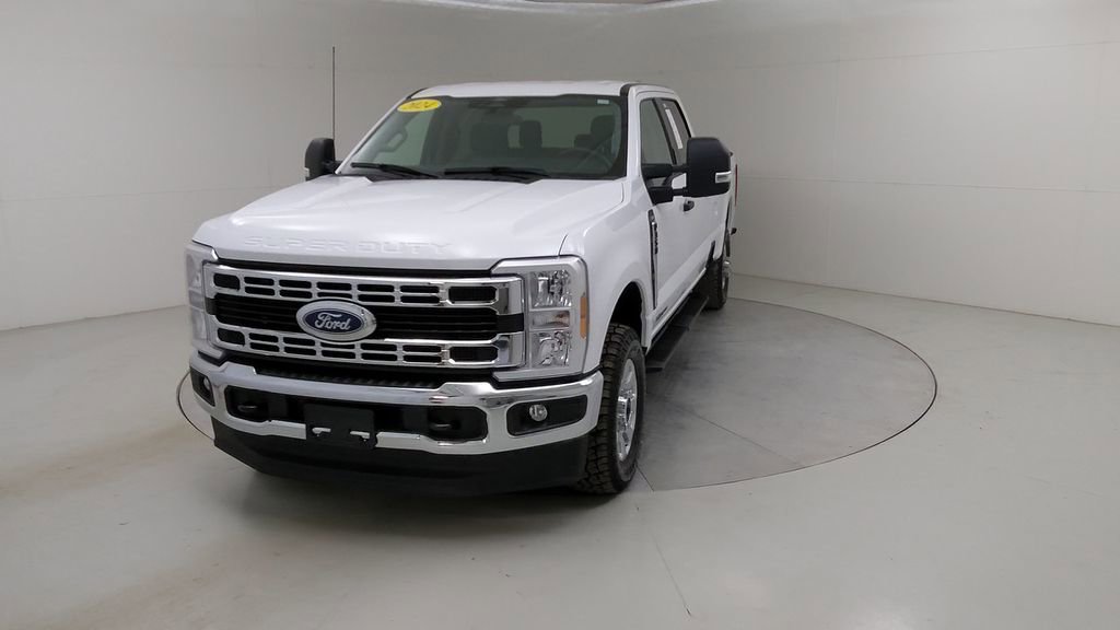 Certified 2024 Ford F350 XLT AWD/4WD image 8