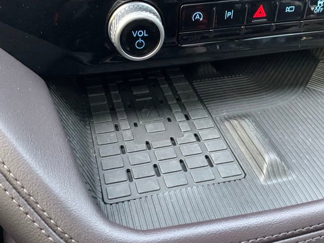 Certified 2025 Ford Explorer Platinum w/ Ultimate Package image 26