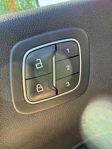 Certified 2022 Ford Escape SEL w/ Technology Package image 18