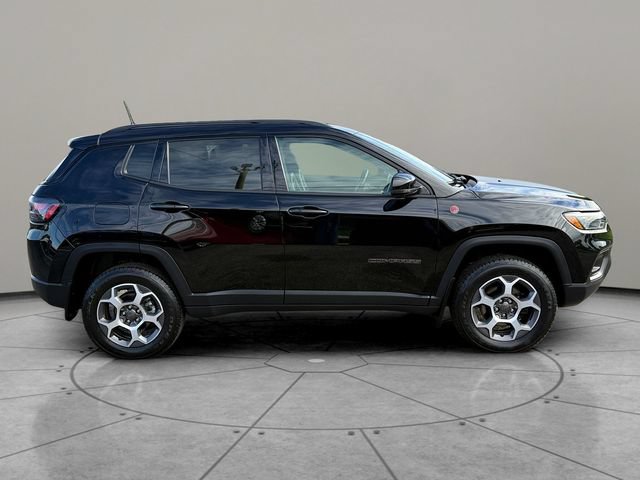 Used 2022 Jeep Compass Trailhawk w/ Trailhawk Elite Group AWD/4WD image 12