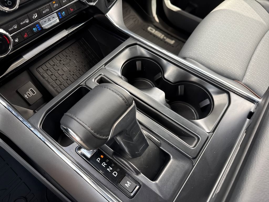 Certified 2025 Ford F150 Lariat w/ Equipment Group 501A Mid image 24