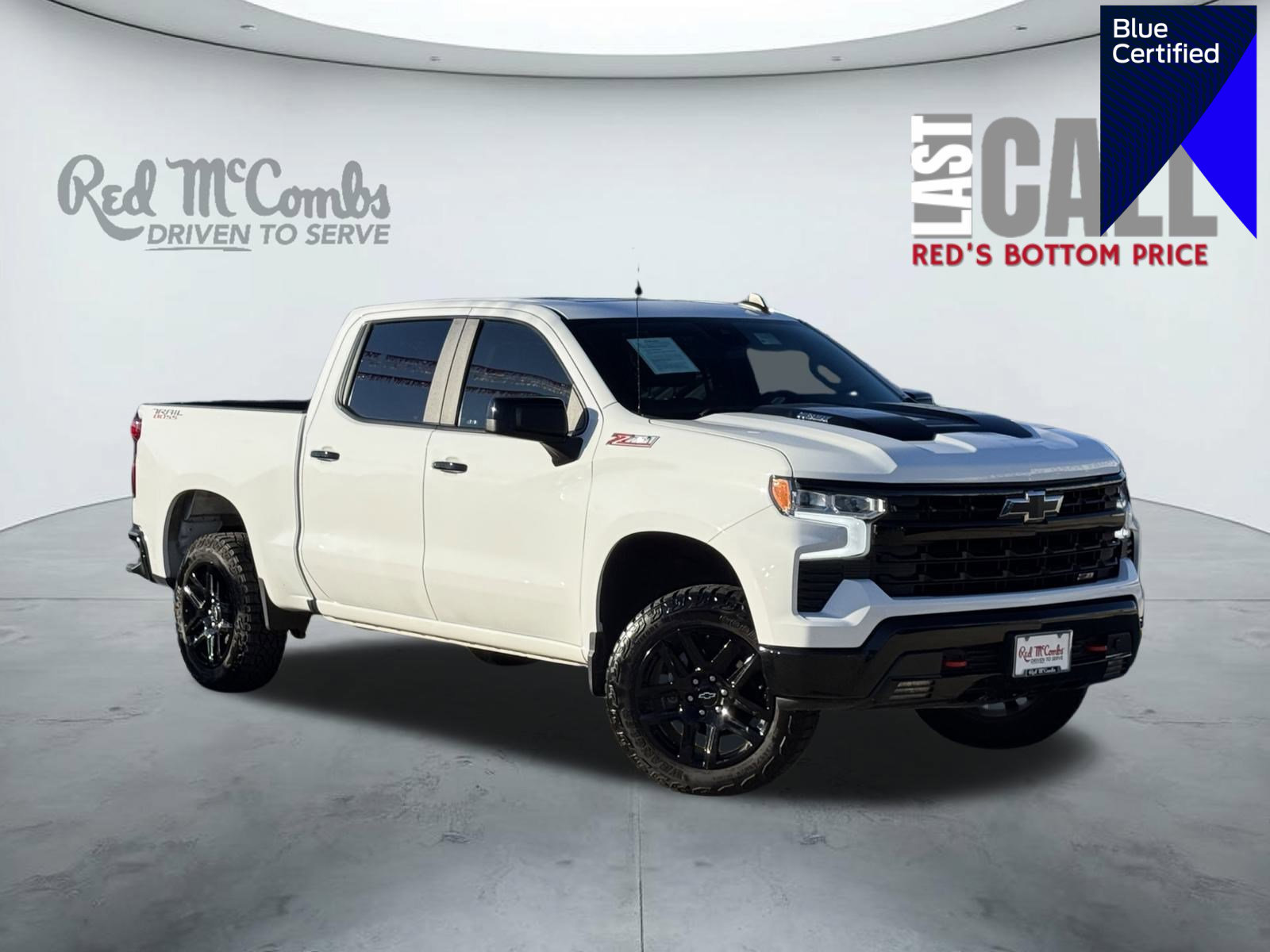 Used 2025 Chevrolet Silverado 1500 LT Trail Boss w/ Convenience Package II image 1