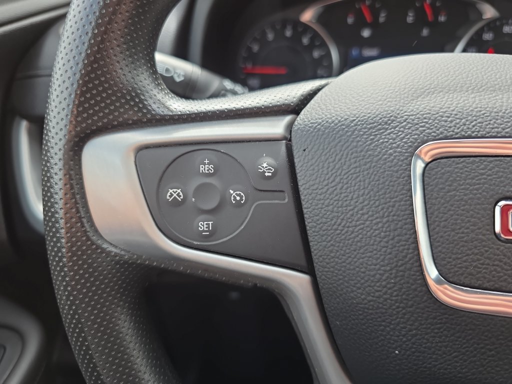 Used 2024 GMC Terrain SLE w/ Driver Convenience Package AWD/4WD image 15