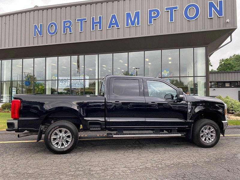 Certified 2024 Ford F250 XLT w/ Snow Plow Prep Package AWD/4WD image 5