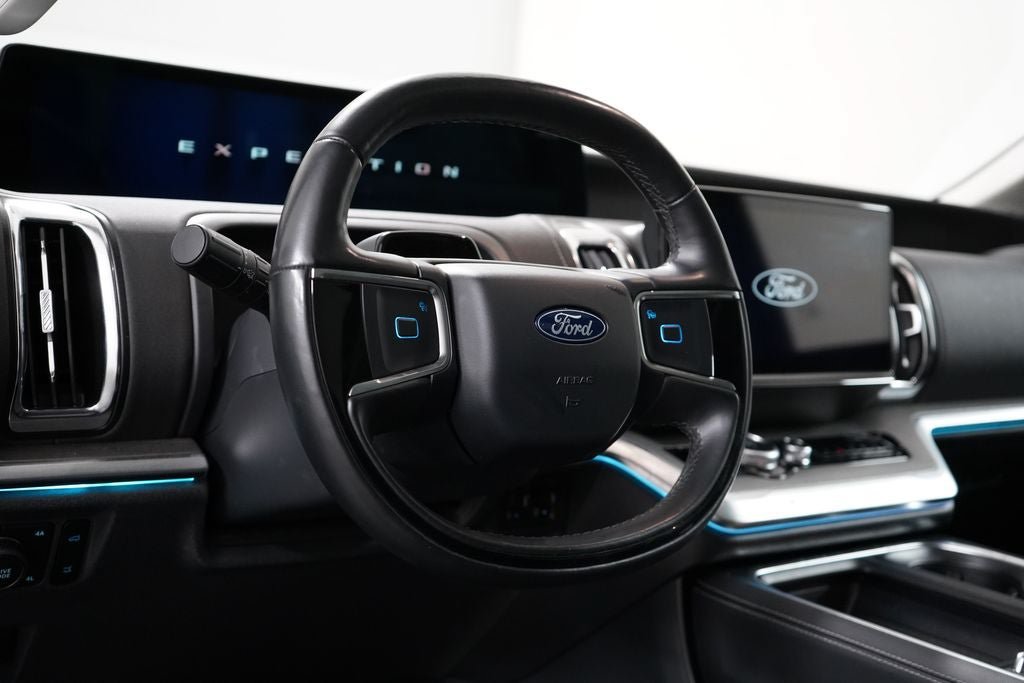 Certified 2025 Ford Expedition Max Platinum AWD/4WD image 13