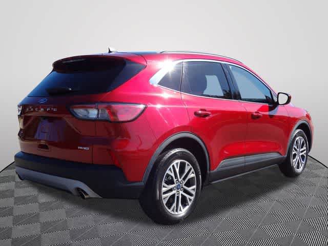 Certified 2022 Ford Escape SEL w/ Technology Package AWD/4WD image 3