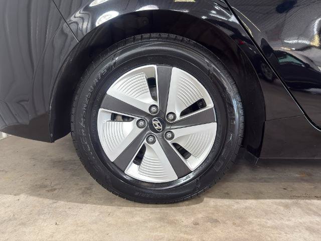 Used 2020 Hyundai Ioniq Blue FWD image 21