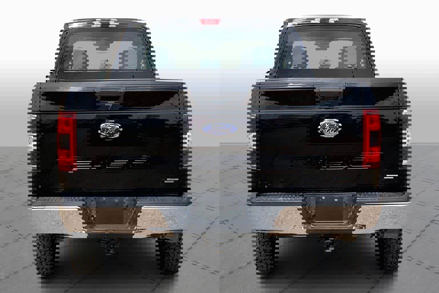 Certified 2018 Ford F150 XL w/ Equipment Group 101A Mid image 5