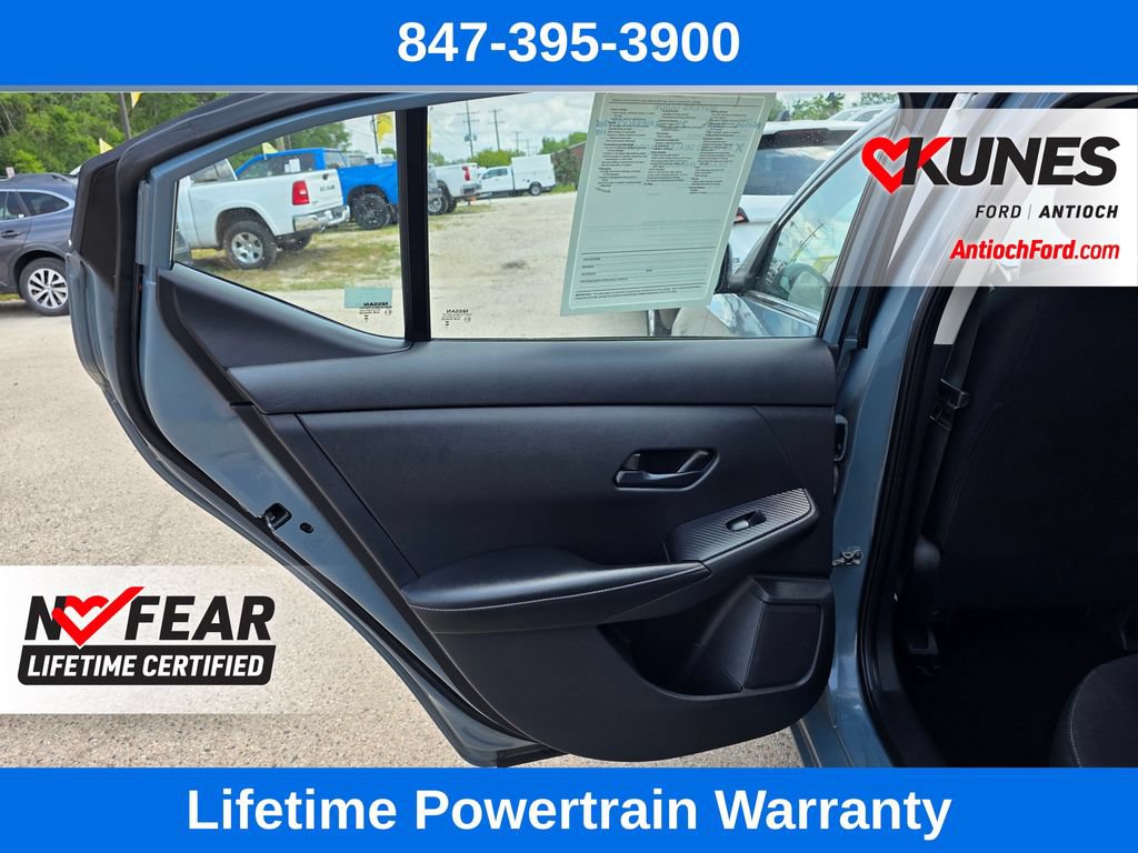 Used 2024 Nissan Sentra SV FWD image 16