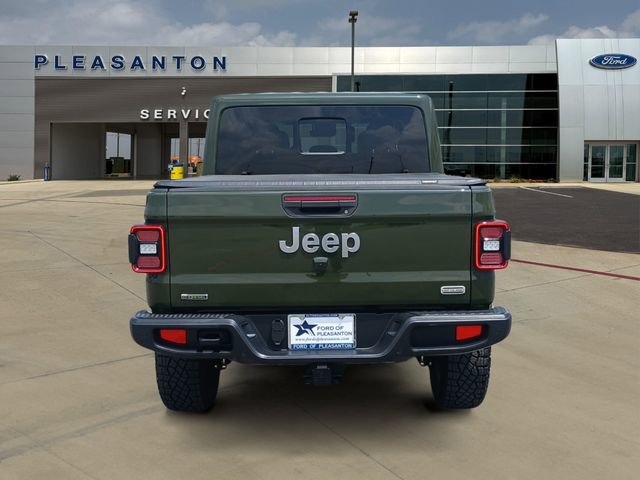 Used 2022 Jeep Gladiator Overland w/ Popular Equipment Package AWD/4WD image 4