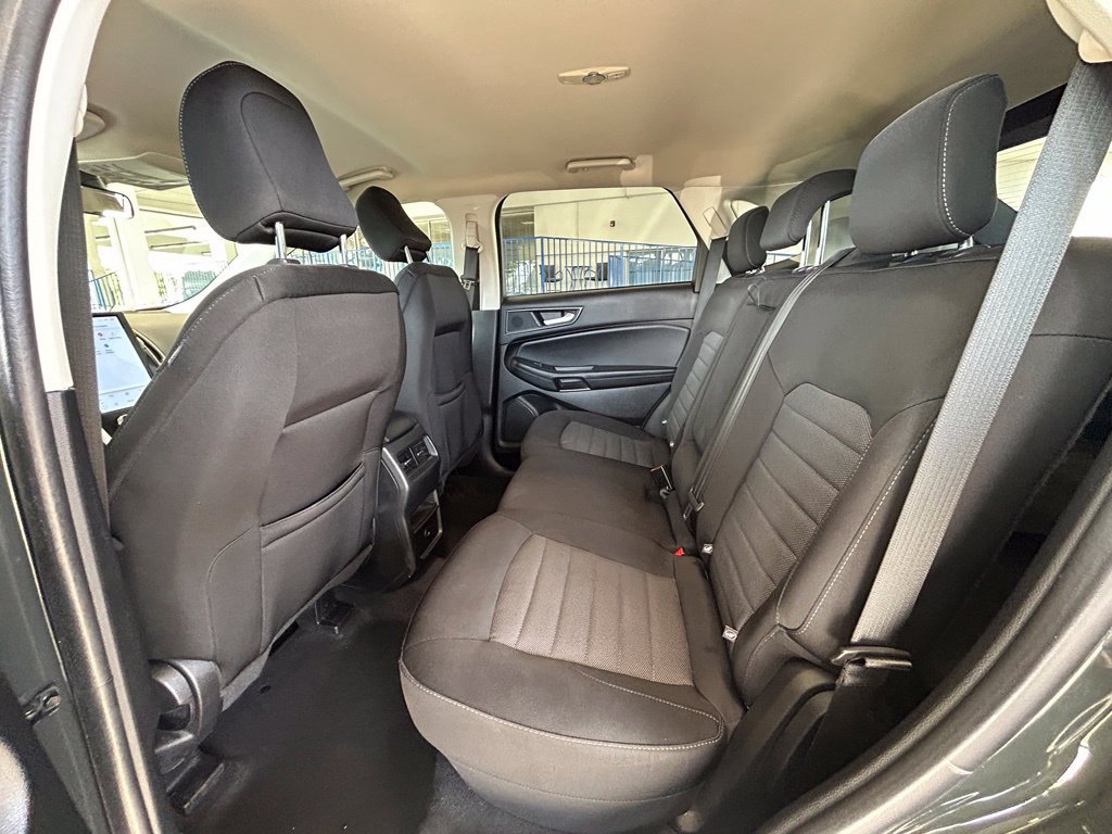 Certified 2024 Ford Edge SE w/ Black Appearance Package AWD/4WD image 29