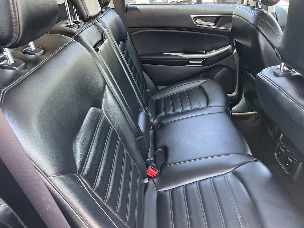 Certified 2019 Ford Edge SEL w/ Equipment Group 201A FWD image 33