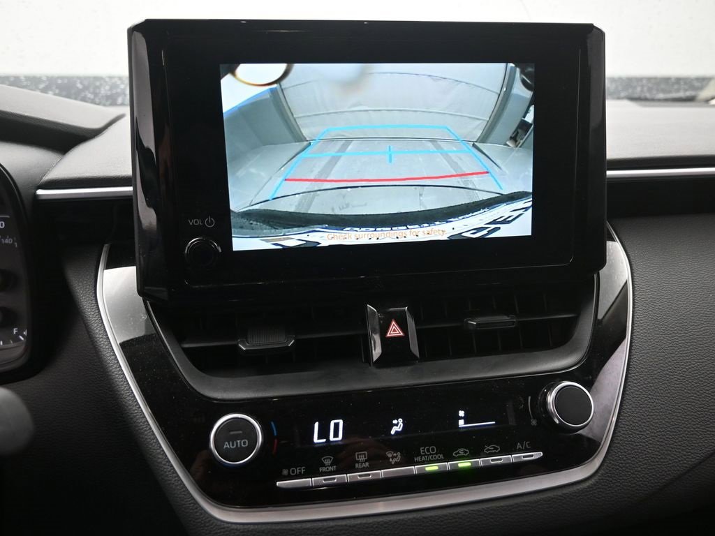 Used 2024 Toyota Corolla LE image 9