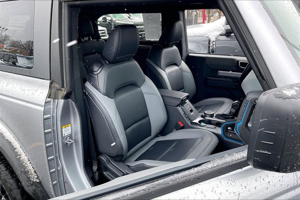 Certified 2024 Ford Bronco Black Diamond AWD/4WD image 6
