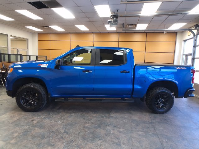 Used 2023 Chevrolet Silverado 1500 LT Trail Boss AWD/4WD image 4