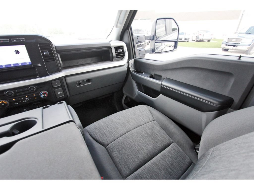 Certified 2024 Ford F250 XL w/ STX Appearance Package AWD/4WD image 12