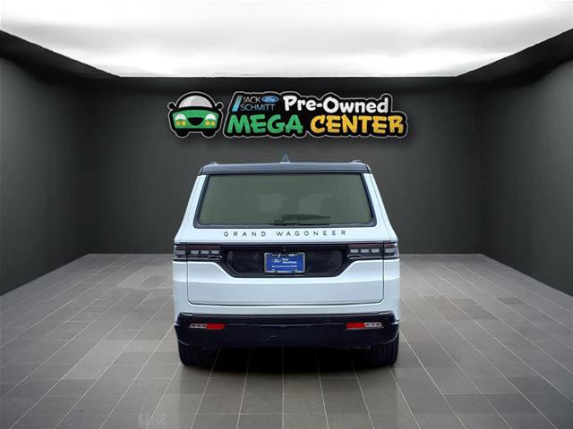 Used 2024 Jeep Grand Wagoneer L Series II w/ Quick Order Packagew 28T AWD/4WD image 27
