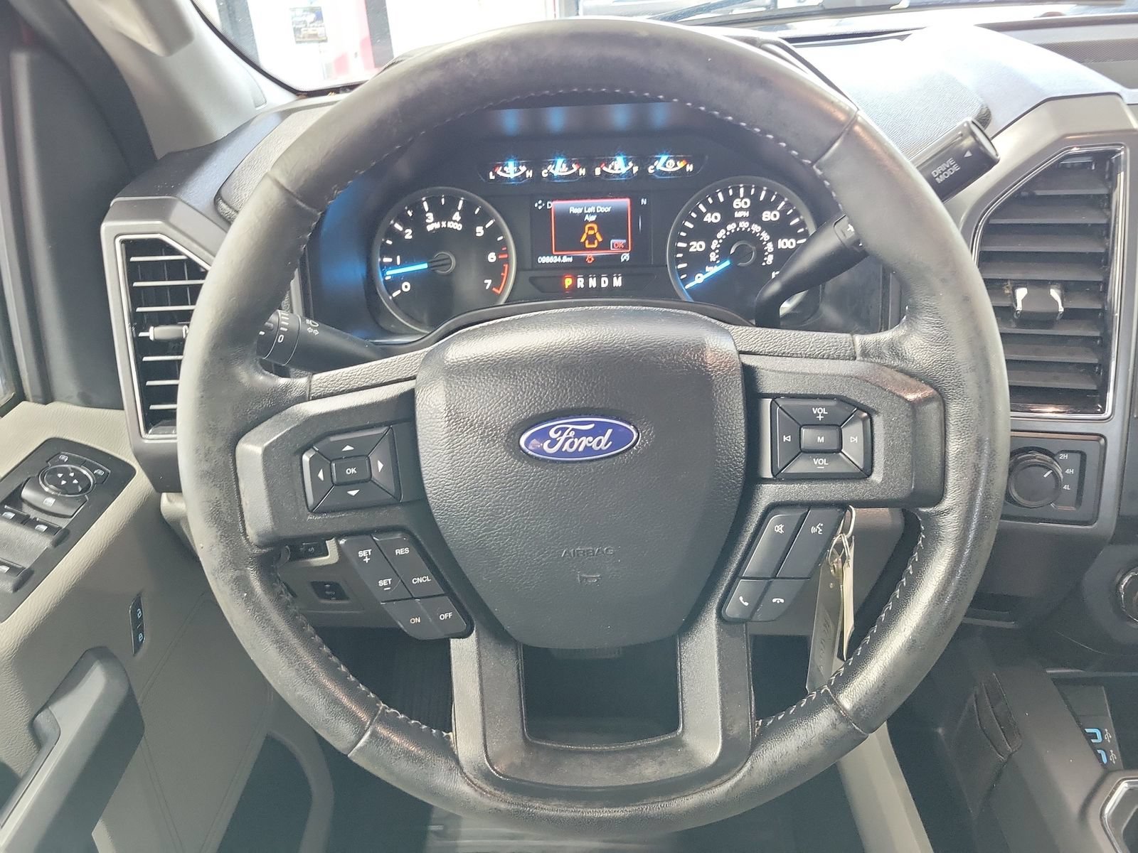 Certified 2018 Ford F150 XLT w/ Equipment Group 302A Luxury AWD/4WD image 30