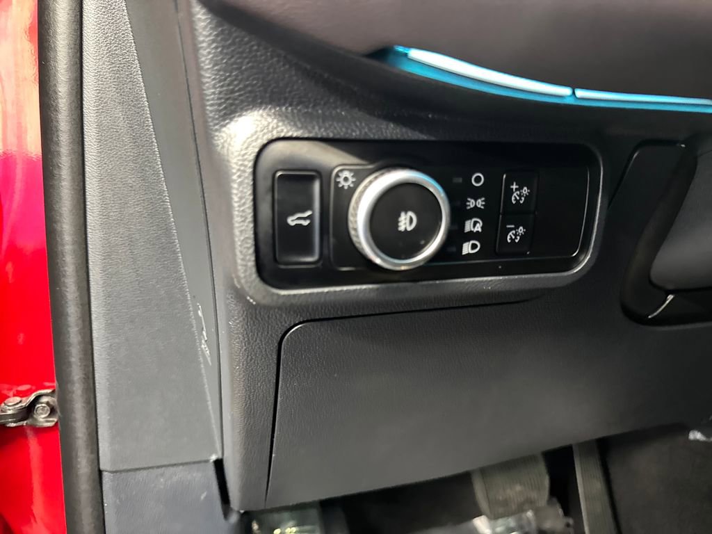 Certified 2025 Ford Explorer Platinum AWD/4WD image 33