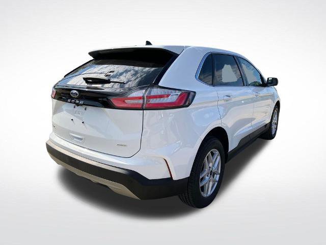 Certified 2024 Ford Edge SEL w/ Convenience Package AWD/4WD image 5