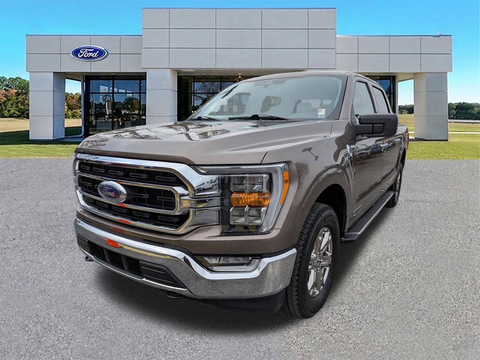 Certified 2023 Ford F150 XLT w/ Equipment Group 302A High AWD/4WD image 8