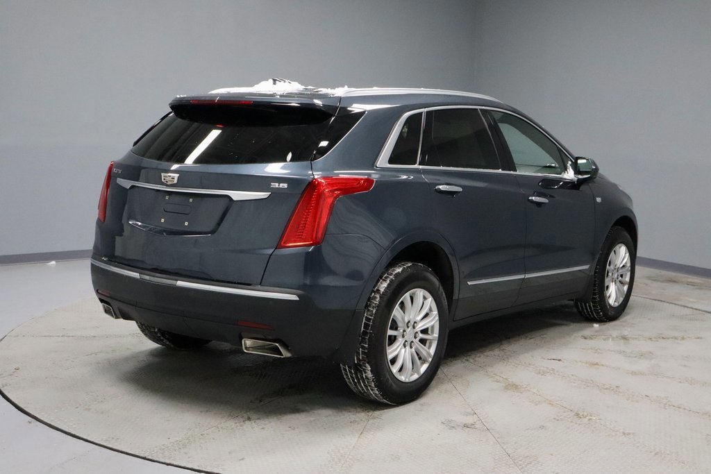 Used 2019 Cadillac XT5 Base image 5
