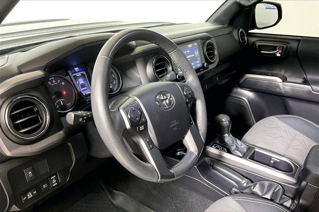 Used 2021 Toyota Tacoma TRD Sport image 10