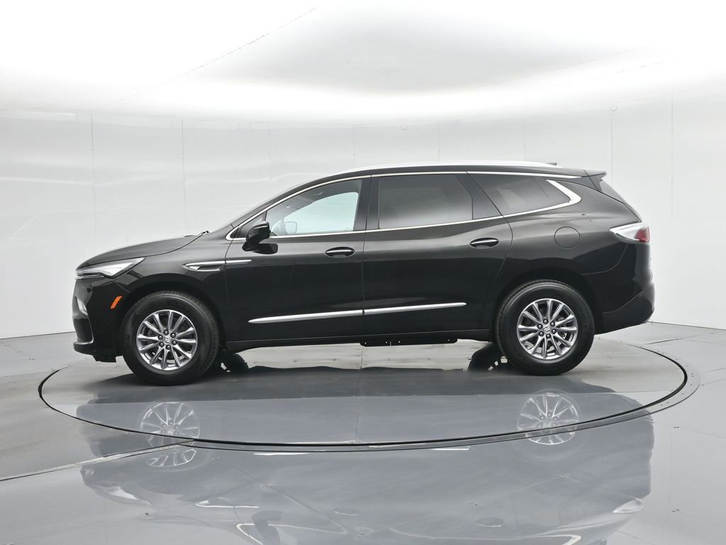 Used 2024 Buick Enclave Premium image 22
