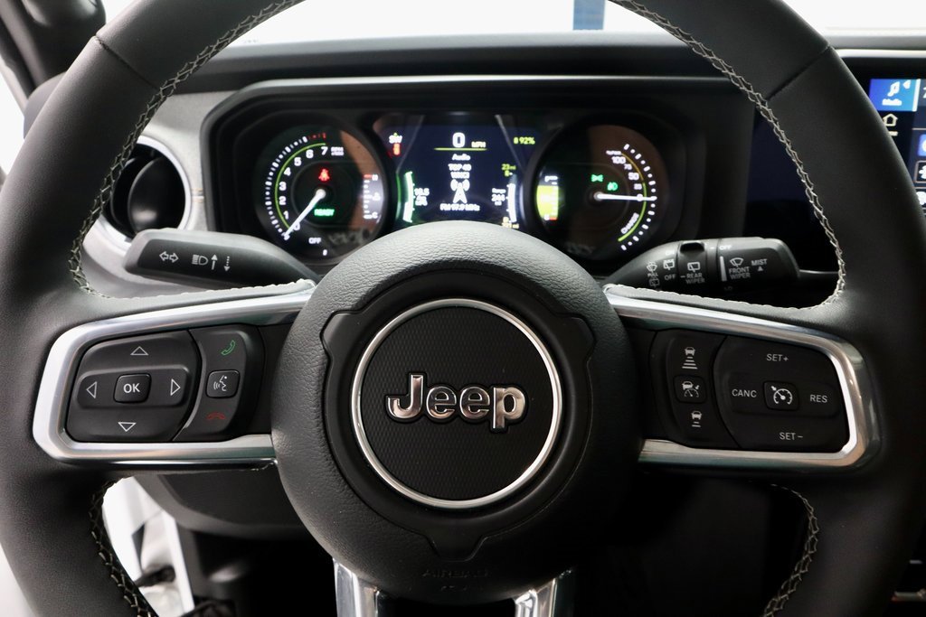 Used 2025 Jeep Wrangler Unlimited Sahara image 29