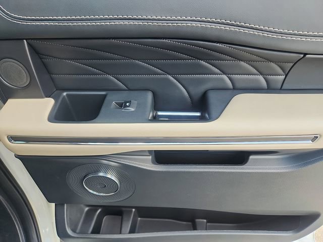 Certified 2023 Ford Expedition Max Platinum AWD/4WD image 31