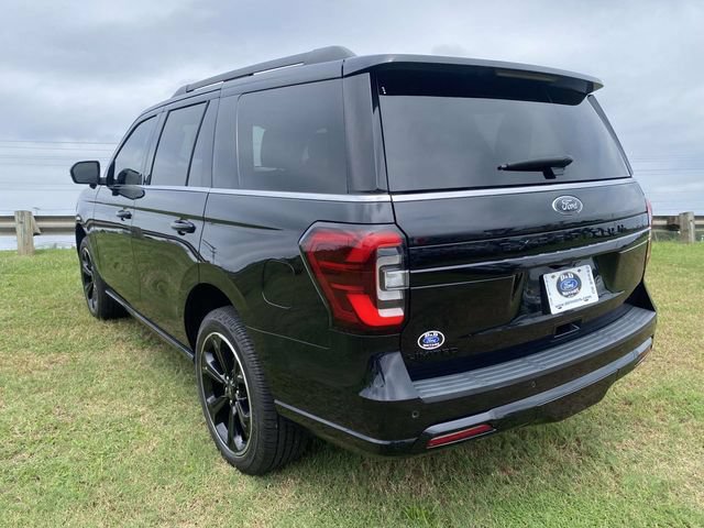 Certified 2024 Ford Expedition Limited AWD/4WD image 5