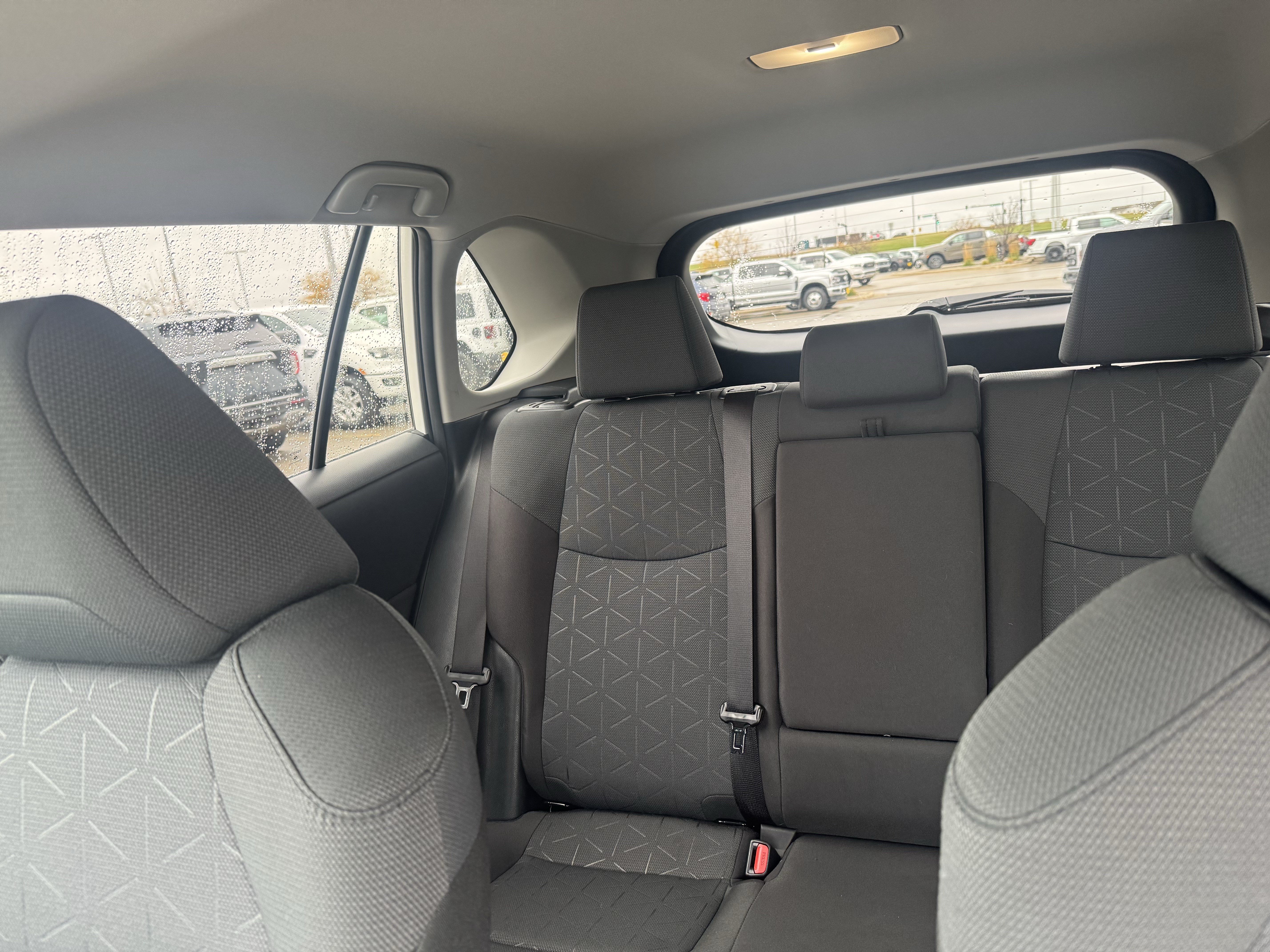 Used 2025 Toyota RAV4 XLE AWD/4WD image 19