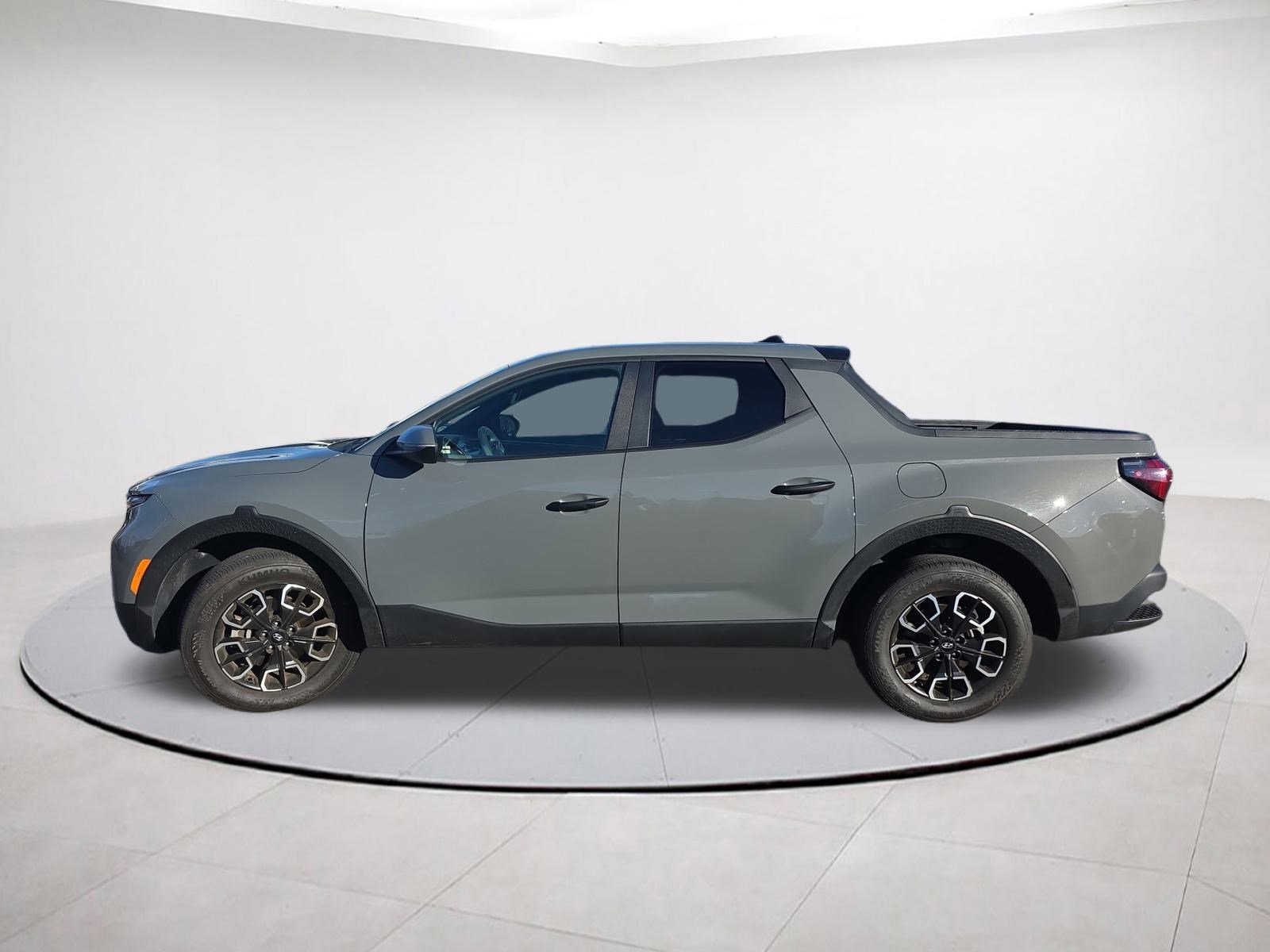 Used 2023 Hyundai Santa Cruz SEL image 4