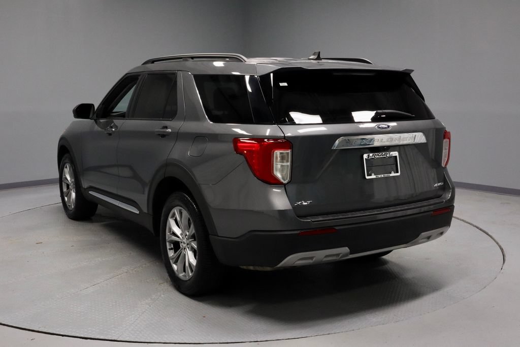 Certified 2022 Ford Explorer XLT w/ Equipment Group 202A AWD/4WD image 10