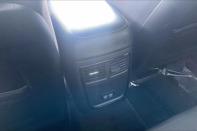 Used 2022 Dodge Charger GT w/ Blacktop Package RWD image 32