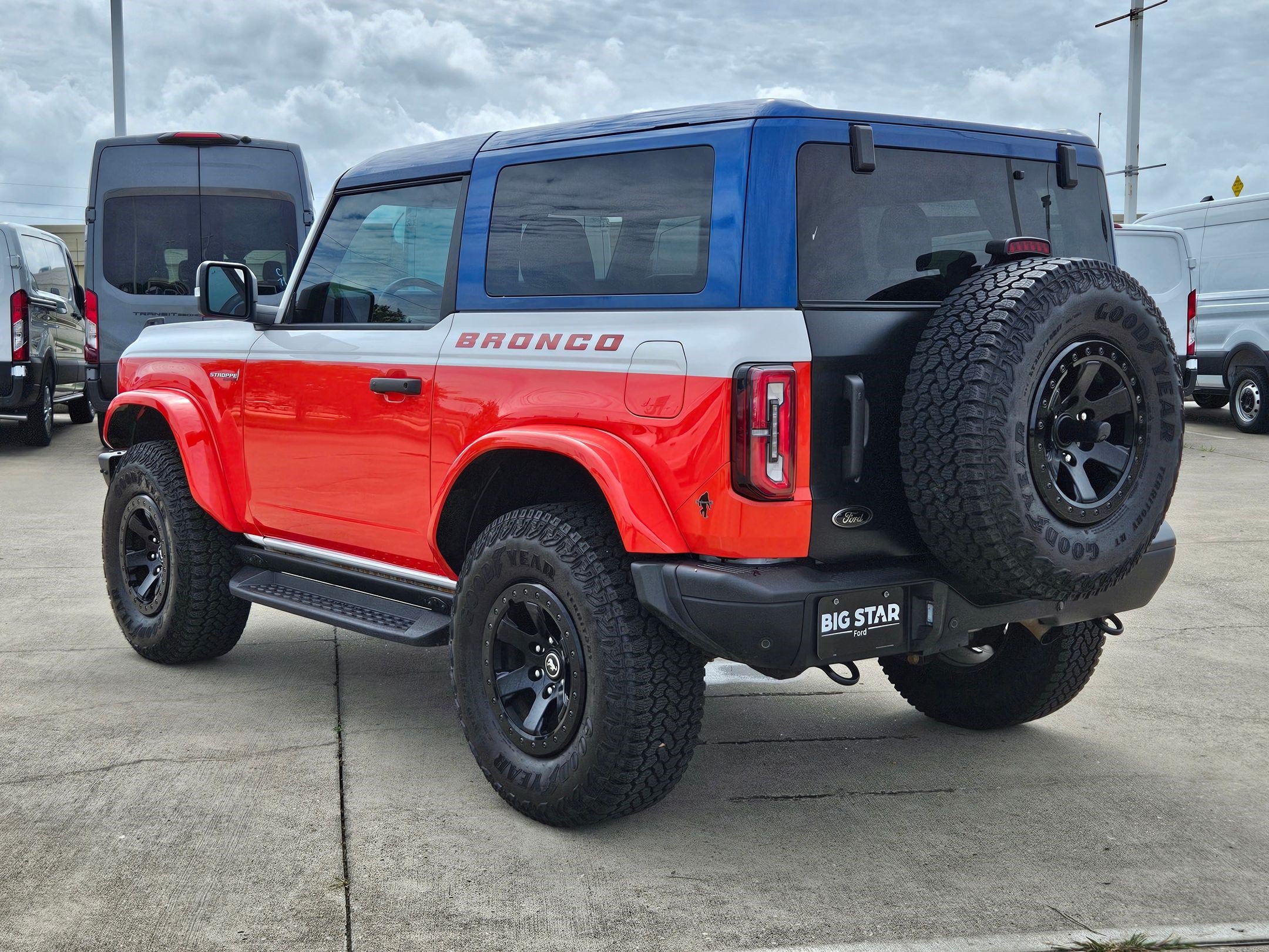Certified 2025 Ford Bronco Stroppe Edition AWD/4WD image 7