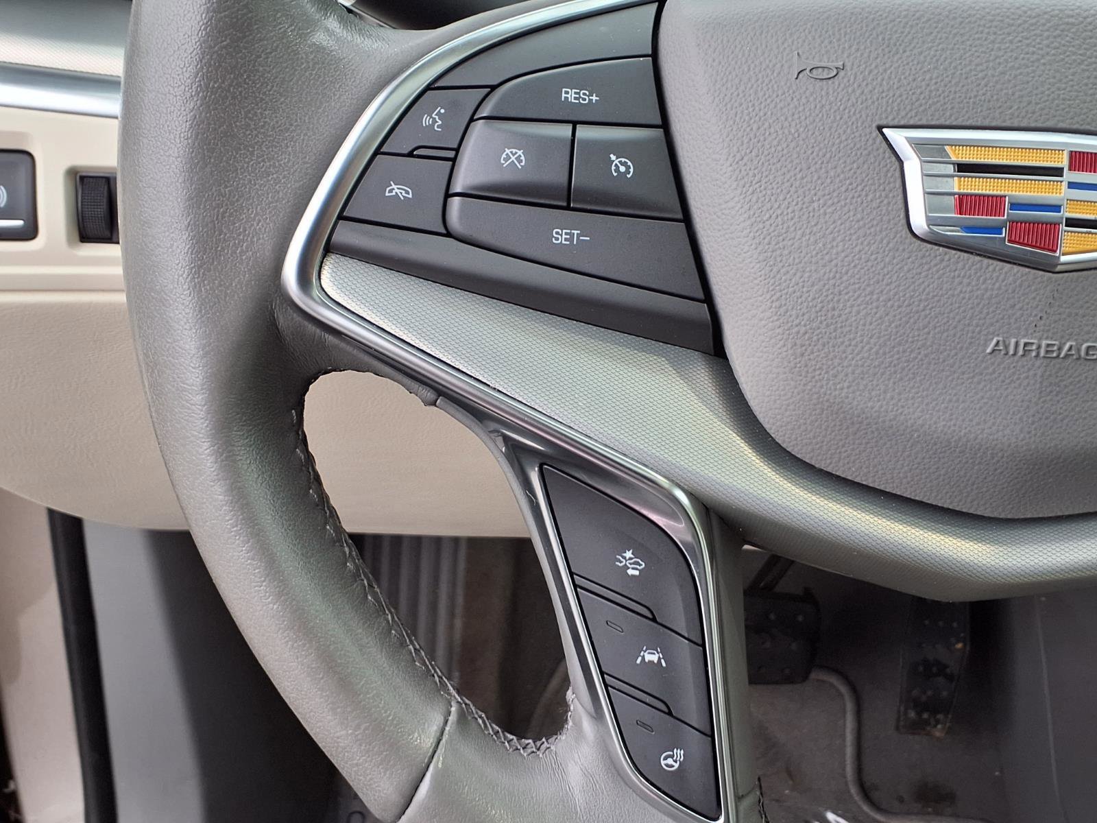 Used 2023 Cadillac XT5 Premium Luxury image 25