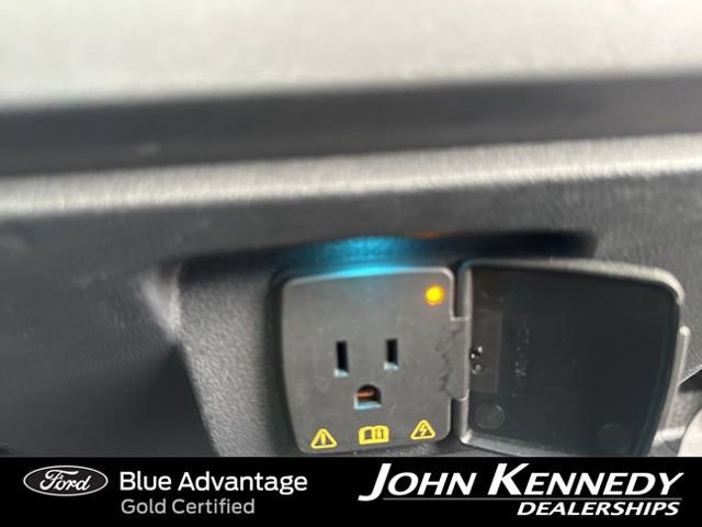 Certified 2025 Ford F150 XLT w/ Equipment Group 303A High image 38