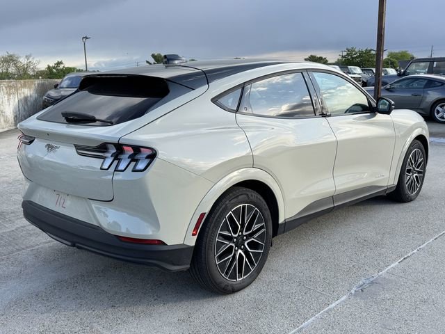 Certified 2025 Ford Mustang Mach-E Premium image 3